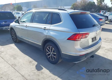 2020 Volkswagen Tiguan 2.0T Se/2.0T Se R-Line Black/2.0T Sel из США, поврежденный, VIN 3VV3B7AX2LM070128